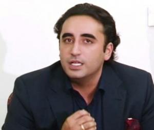 'وزیراعظم نے ایک کروڑ گھربنانے کا وعدہ کیا تھا، اب وہ غریبوں سے چھت چھین رہے ہیں'