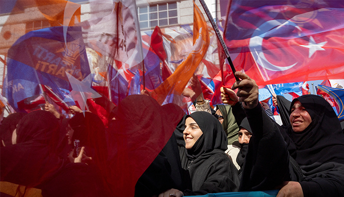 استنبول کے بلدیاتی انتخابات کو خاص اہمیت حاصل ہے— فوٹو: رائٹرز