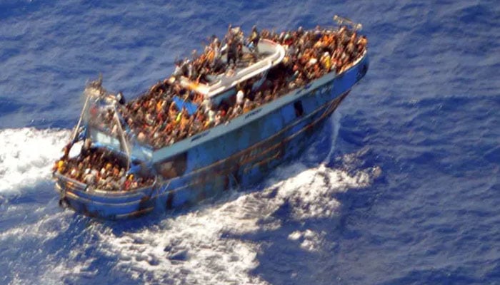 یونان کشتی حادثہ 14 جون 2023 کو پیش آیا تھا— فوٹو: فائل