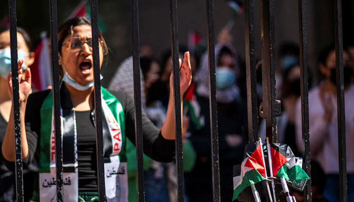 ییل (Yale) اور نیویارک کی یونیورسٹیوں میں بھی فلسطینیوں سے یکجہتی کے لیے احتجاج کیا گیا—فوٹو: رائٹرز