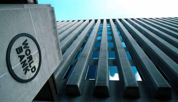 پاکستان نے عالمی بینک کے ساتھ چار سالہ نئے پروگرام کےلیے نئے سرے سے مذاکرات شروع کردیے ہیں: ذرائع/ فائل فوٹو