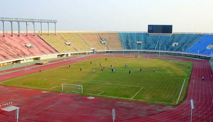 پاکستان اسپورٹس بورڈکا جناح فٹبال اسٹیڈیم کی لائٹس کی جائزہ رپورٹ ماننے سے انکار