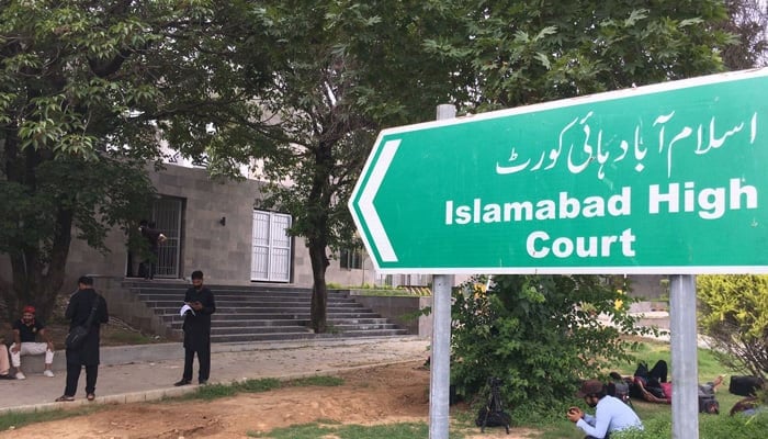 اسلام آباد ہائیکورٹ نے الیکشن کمیشن کا ٹربیونل تبدیلی کا آرڈر معطل کر دیا