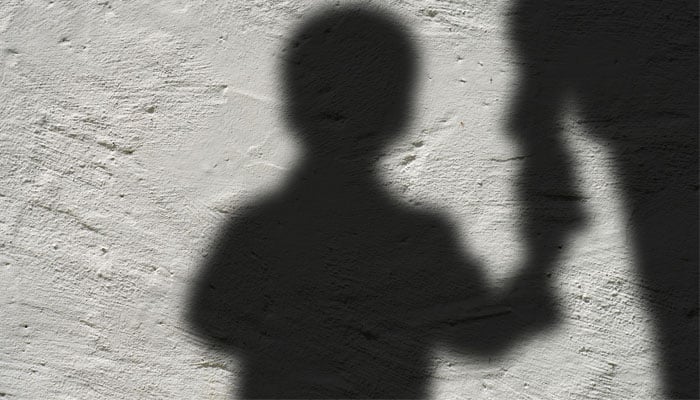 لودھراں میں چچا زاد بھائی نے 7 سالہ بچے کو زیادتی کے بعد قتل کردیا