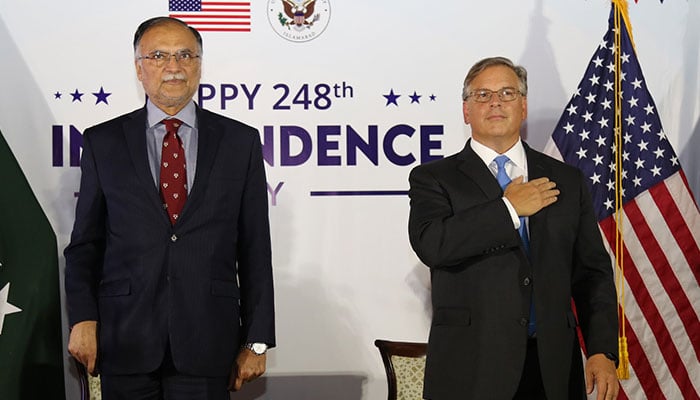 ’پاک امریکا تعلقات بہتری کی جانب گامزن ہیں‘، امریکی سفیر ڈونلڈ بلوم کا خطاب