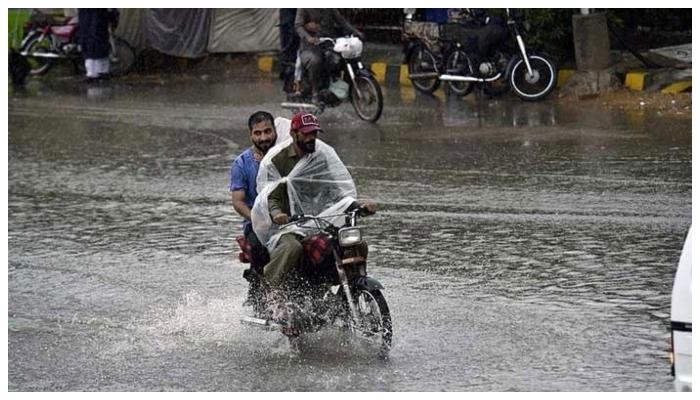 کراچی میں آج بھی بارش کی پیشگوئی، پنجاب میں مون سون کے چوتھے اسپیل کا آغاز