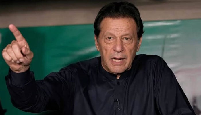 9 مئی کیسز: پولیس ٹیم فارنزک لیبارٹری ارکان کیساتھ عمران سے تفتیش کیلئے اڈیالہ جیل میں موجود