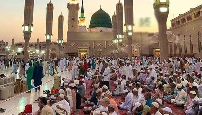 ایک ہفتے کے دوران 54 لاکھ سے زائد نمازیوں اور زائرین کی مسجد نبویؐ آمد