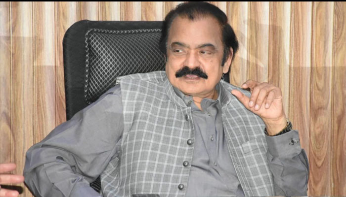 بانی پی ٹی آئی کو پتا ہے کہ ویڈیوز میں انکے اپنے لوگ موجود ہیں: رانا ثنااللہ