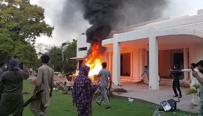 لاہور پولیس کا 9 مئی کے مقدمات میں مفرور ملزمان کے گرد گھیرا تنگ کرنے کا فیصلہ