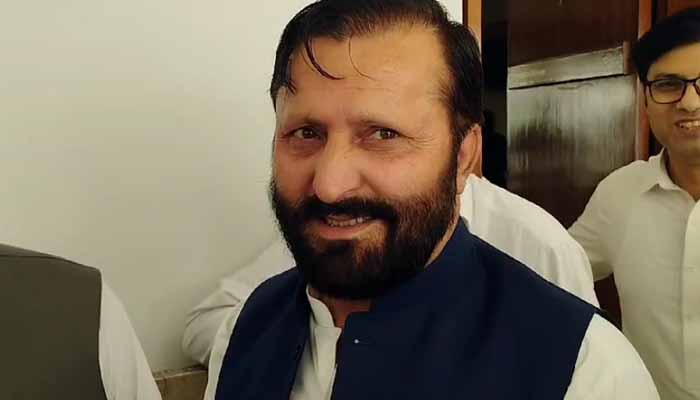 کے الیکٹرک والے کراچی کے ایم این ایز کے ساتھ بیٹھ کر مسائل حل کریں: چیئرمین قائمہ کمیٹی توانائی