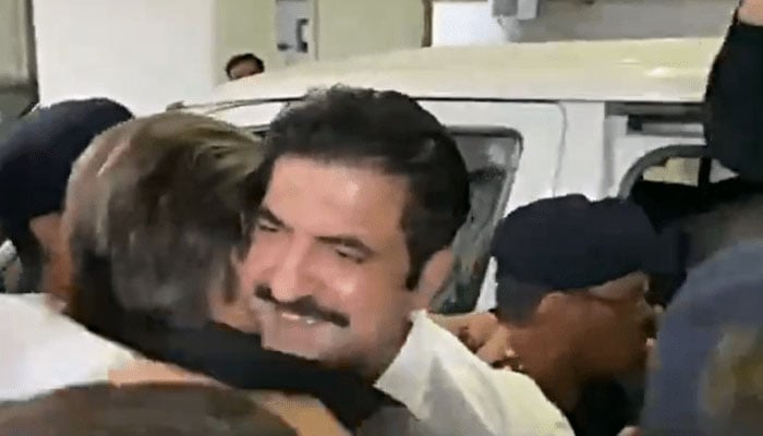 پارلیمنٹ ہاؤس سے گرفتار  پی ٹی آئی ممبران اسمبلی کی ضمانتیں منظور، رہا کرنے کا حکم