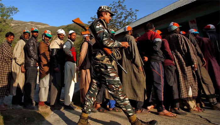 ایک دہائی بعد مقبوضہ کشمیر میں آج ریاستی انتخابات ہوں گے