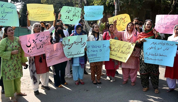 ایچ آر سی پی, ویمن لائرز الائنس کی ’سندھ رواداری مارچ‘ کے شرکا پر پولیس تشدد کی شدید مذمت