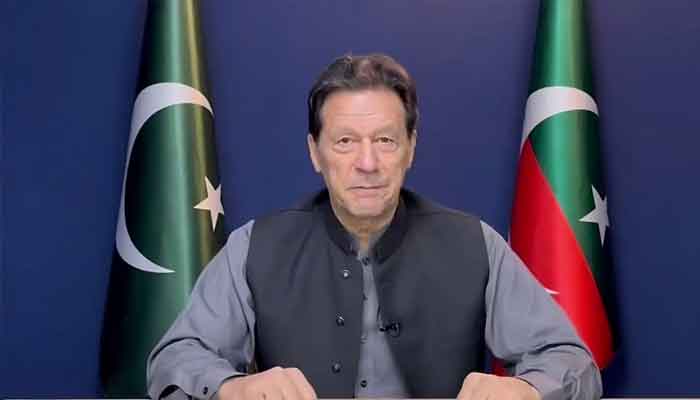 ہیرا پھیری سے وزیراعظم بننے والے عمران خان خود پسند اور آکسفورڈ چانسلر کیلئے نااہل ہیں، برطانوی اخبار