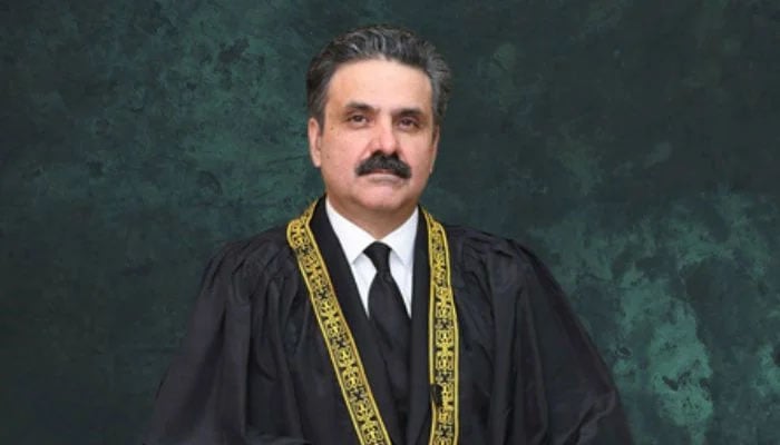 جسٹس یحییٰ آفریدی قبائلی علاقے سے تعلق رکھنے والے پہلے چیف جسٹس