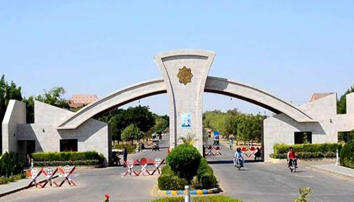 سندھ کے ضلع جامشورو کی 3 جامعات پانی کی عدم فراہمی کے باعث بند