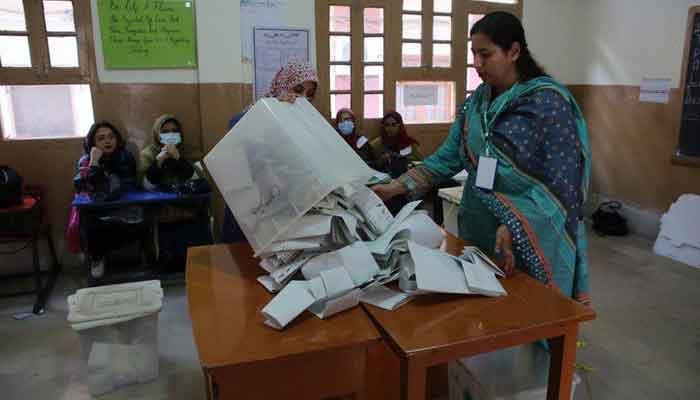 پی ٹی آئی کے حمایت یافتہ اور حریف جماعتوں کی کوئی انتخابی عذرداری تاحال قبول نہیں ہوئی