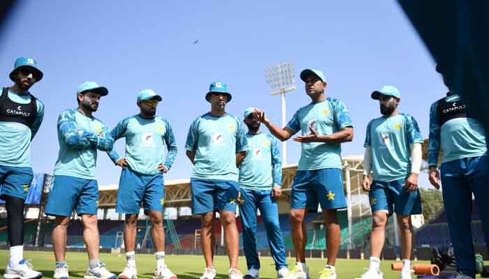 چیمپئنز ٹرافی: فخر زمان کی جگہ قومی ٹیم میں کس کھلاڑی کی شمولیت کا امکان ہے؟