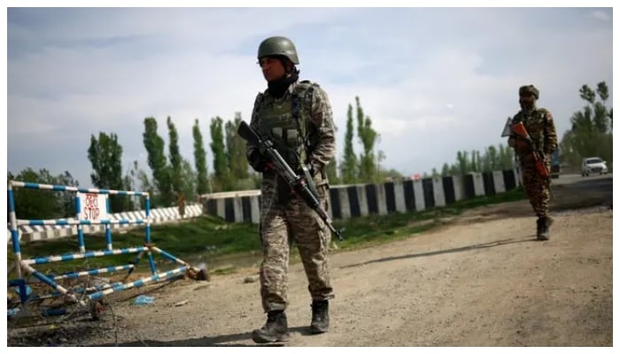 مقبوضہ کشمیر میں بھارتی فوج کا بڑے پیمانے پر کریک ڈاؤن، 1500 سے زائد کشمیری گرفتار