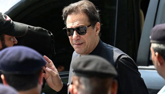 190 ملین پاؤنڈ کیس: عمران خان کی سزا کیخلاف اپیل 2025 میں مقرر ہونے کا کوئی امکان نہیں، رجسٹرار آفس اسلام آباد ہائیکورٹ