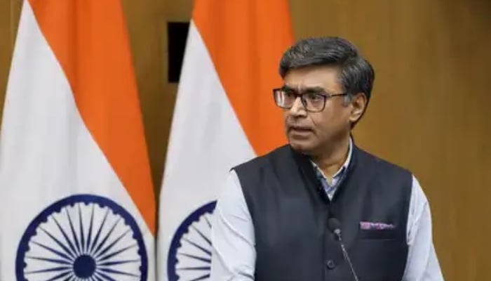 پاکستان سے جنگ بندی کا اعلان کیسے کیا؟ انتہاپسندوں نے بھارتی سیکرٹری خارجہ کو غدار قرار دیدیا