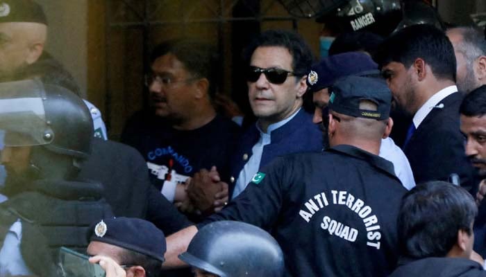 پولیس نے عمران خان سے 9 مئی کے مزید 12 مقدمات میں تفتیش کی اجازت مل گئی
