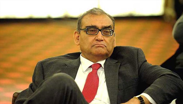 پاکستانی بدمعاشوں نے بھاری رشوت دیکر  بھارت کو گھٹیا جہاز  بکوا دیے: سابق بھارتی جج کا طنز