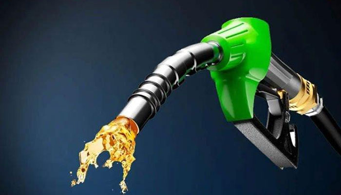 حکومت نے پیٹرولیم مصنوعات کی نئی قیمتوں کا اعلان کر دیا