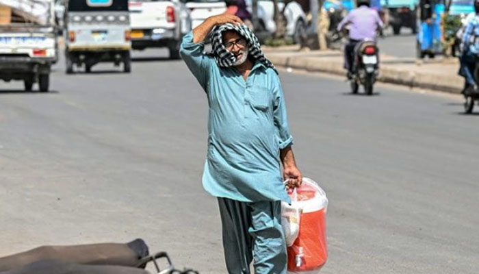ملک کے بیشتر علاقوں میں ہیٹ ویو آج بھی برقرار رہنے کا امکان