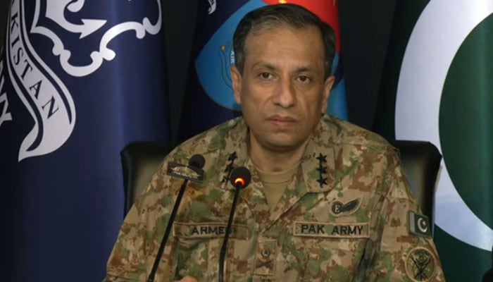 پہلے بھی مارا تھا پھر ماریں گے، بھارت کو جارحیت کا شوق ہے تو پھر کرکے دیکھ لے، ہم تیار ہیں: پاک فوج