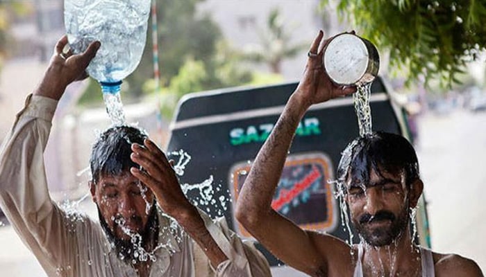 کراچی میں آج پارہ 40 ڈگری تک جانے کا امکان