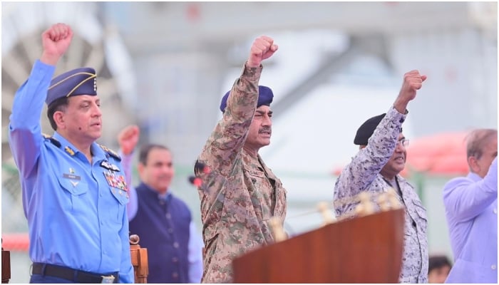 آج پی ایس ایل کے فائنل میں پاک بحریہ کو شاندار انداز میں خراج تحسین پیش کیا جائےگا