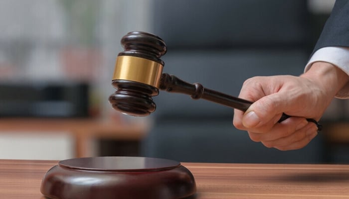 لاہور: عدالتی بیلف نے زمیندار کے ڈیرے سے 6 مغویوں کو بازیاب کرا لیا