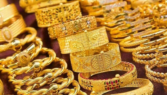 پاکستان میں آج سونے کی فی تولہ قیمت کیا ہے؟