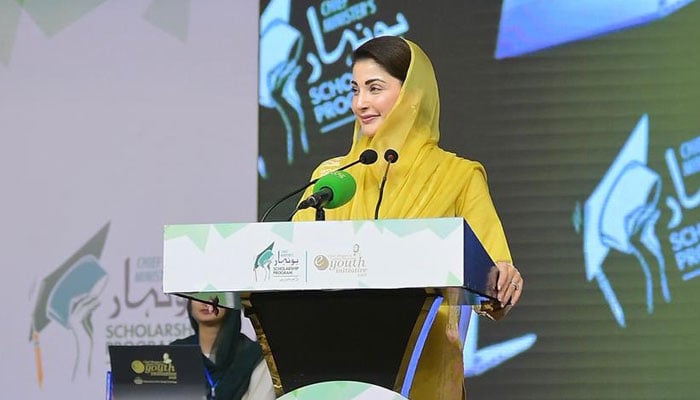 منفی باتوں میں آنیوالے آج جیلوں میں ہیں، انکو پوچھنے والا کوئی نہیں: مریم کا طلبہ سے خطاب