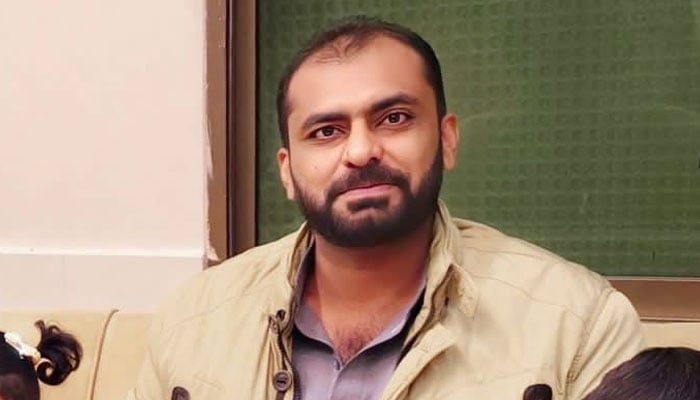 سوراب میں دہشتگردوں کا بینک اور سرکاری افسر کے گھرپر حملہ، اے ڈی سی ریونیو لڑتے ہوئے شہید
