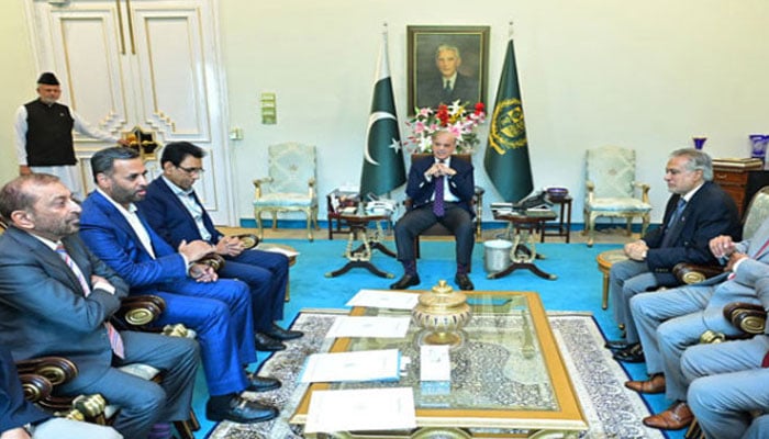ایم کیو ایم کا وزیراعظم سے ترقیاتی پیکج میں کراچی کیلئے25 ارب روپے مختص کرنےکا مطالبہ