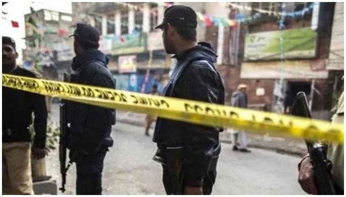 تربت میں گاڑی کے قریب دھماکا، 2 افرادجاں بحق