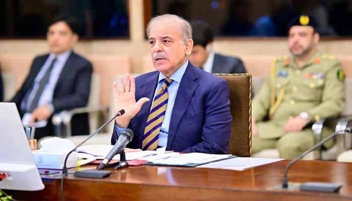 پچھلے سوا سال میں ملک نے بے انتہا چیلنجز کا سامنا کیا اور عام آدمی نے قربانی دی: وزیراعظم