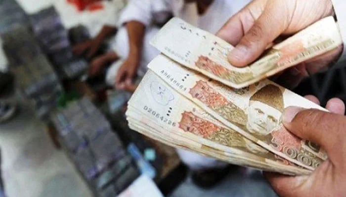 کے پی اور پنجاب میں بھی تنخواہوں میں 10 فیصد اضافے کا امکان