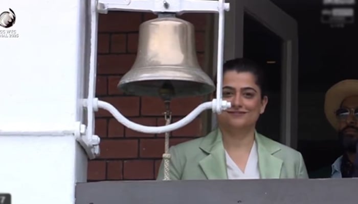 سابق کپتان ثنا میر  نے ایک اور اعزاز حاصل کرلیا