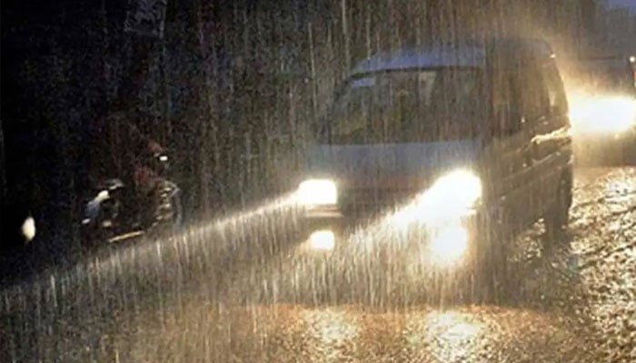 بالائی سندھ کے تمام اضلاع میں  آندھی اور بارش کا امکان