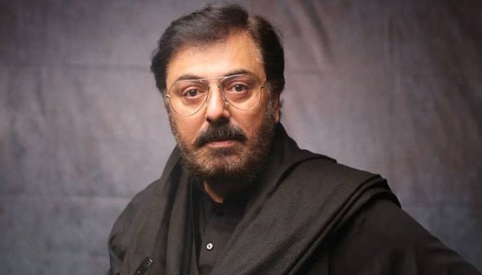 اداکار نعمان اعجاز کم آمدن والے طبقے کو مہنگی بجلی دینے پر ناراض