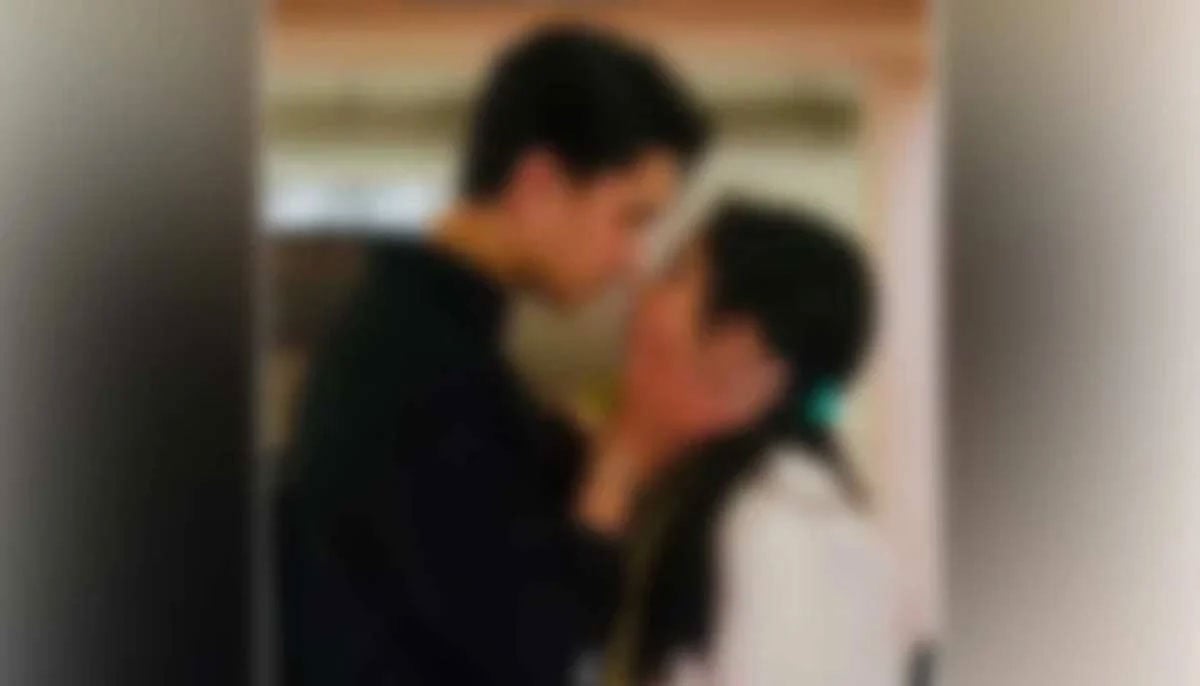 فیکٹ چیک: ”پروَرش“ ڈرامے میں kissing کے منظرکی وائرل ویڈیو AI سے تیار کی گئی ہے