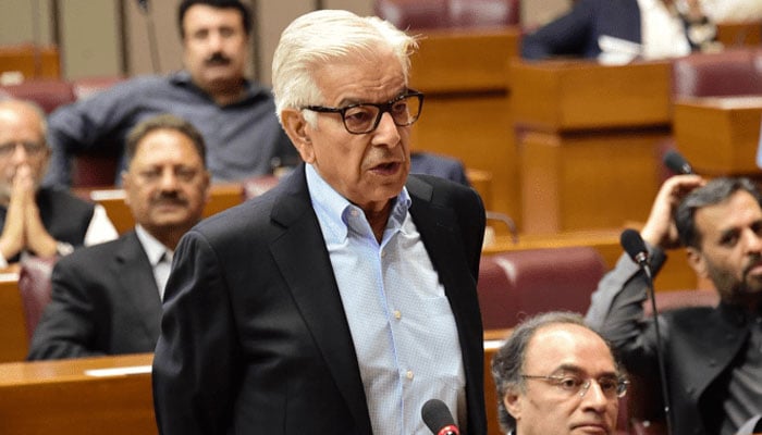 بھارت اور اسرائیلی سازشوں کے باوجود پاکستان کو گرے لسٹ میں شامل نہیں کیاگیا، یہ بڑی فتح ہے: وزیردفاع