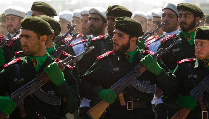 ایران کی روایتی فوج سے الگ ‘ایرانی پاسدارانِ انقلاب‘  گروپ کون  ہے اور کتنی طاقت رکھتا  ہے؟