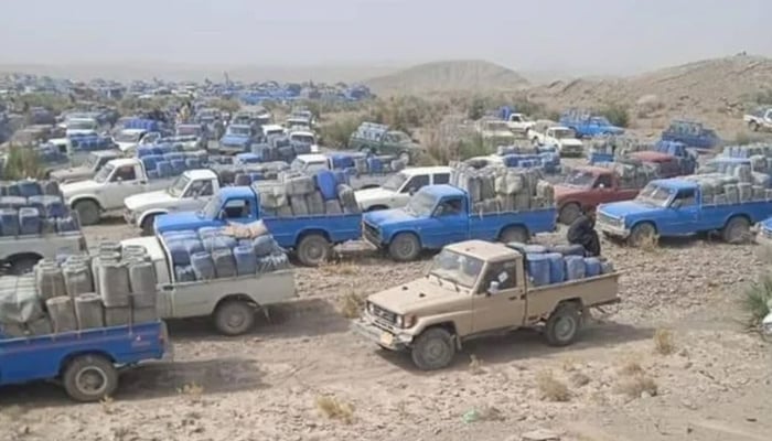 ایران اسرائیل جنگ: پاکستان میں ایرانی پیٹرول کی غیر قانونی ترسیل بند ہوگئی