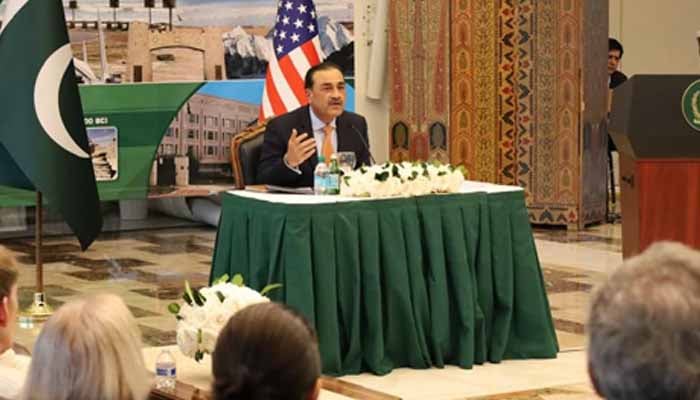 پاکستان علاقائی کشیدگی میں کمی کیلئے فعال کردار ادا کرتا رہے گا: فیلڈ مارشل