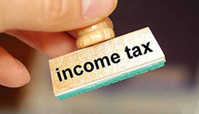 تنخواہ دار طبقے پر انکم ٹیکس میں مزید کمی، قائمہ کمیٹی خزانہ نے تجویز منظور کرلی